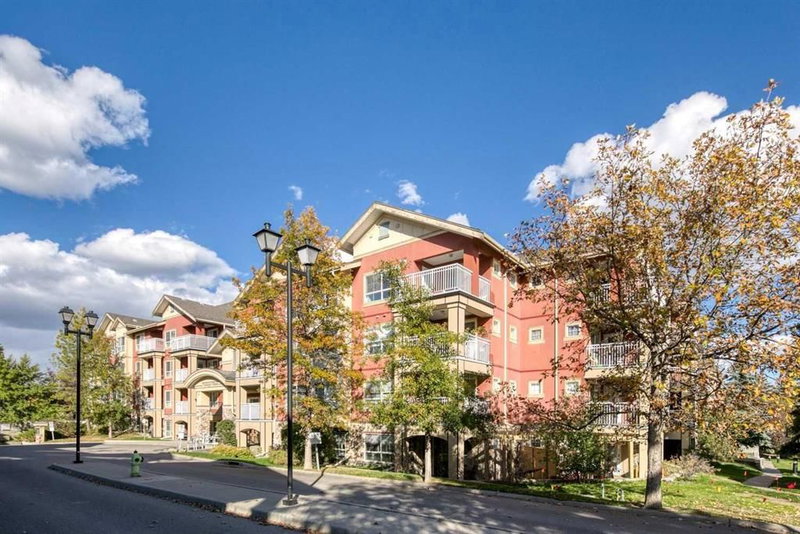 340 - 22 Richard Place SW