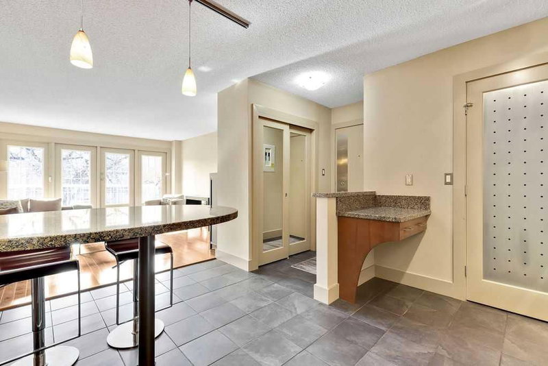 302, 1534 15 Avenue SW, Sunalta — interior photo