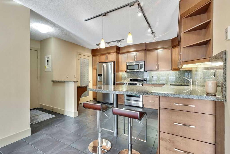 302, 1534 15 Avenue SW, Sunalta — interior photo 6