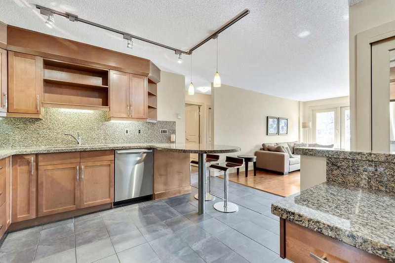 302, 1534 15 Avenue SW, Sunalta — interior photo 7