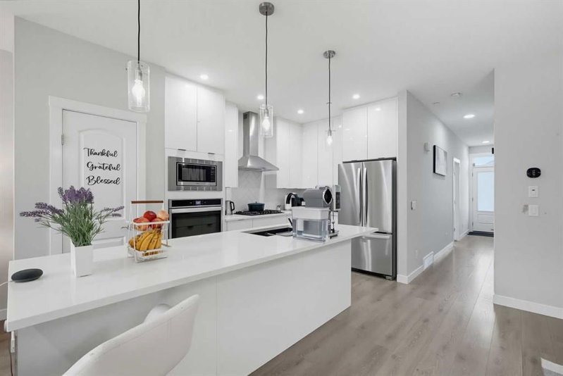341 Calhoun Common NE, Livingston — interior photo 5