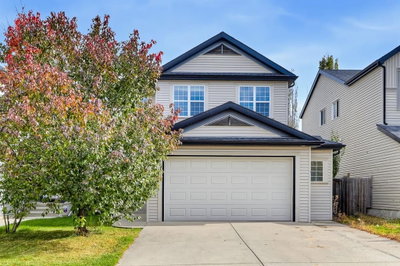 151 Copperfield Common SE