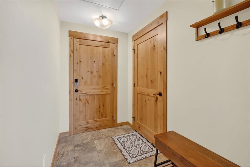 407 - 707 Spring Creek Drive
