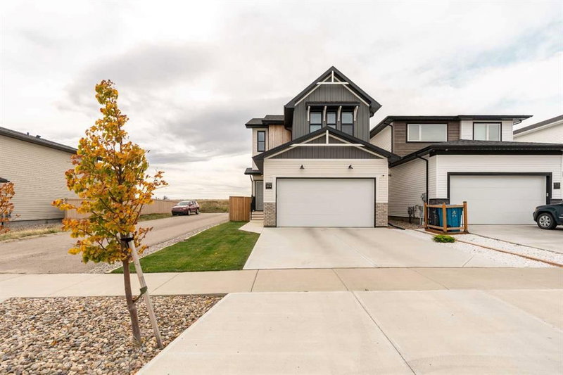 894 Miners Boulevard W
