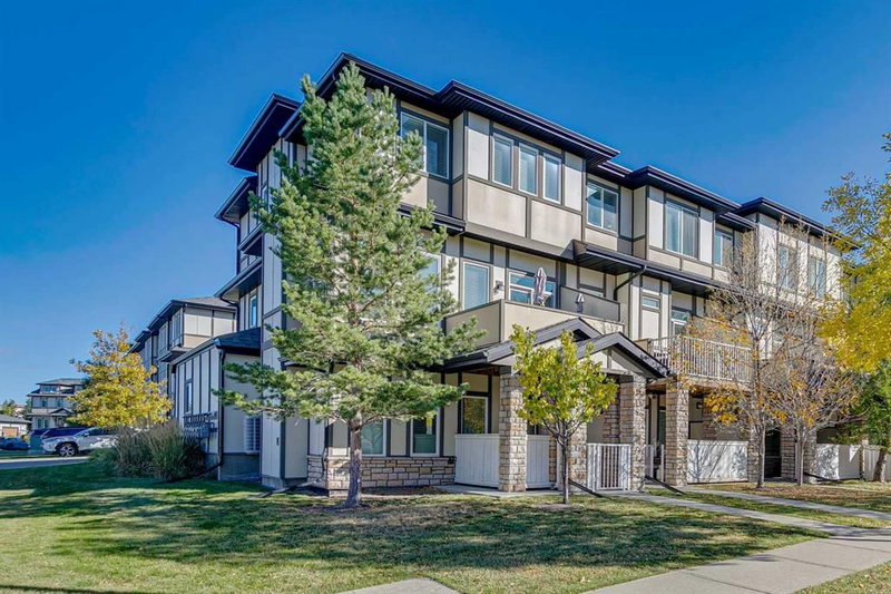 100 - 50 Westland Road