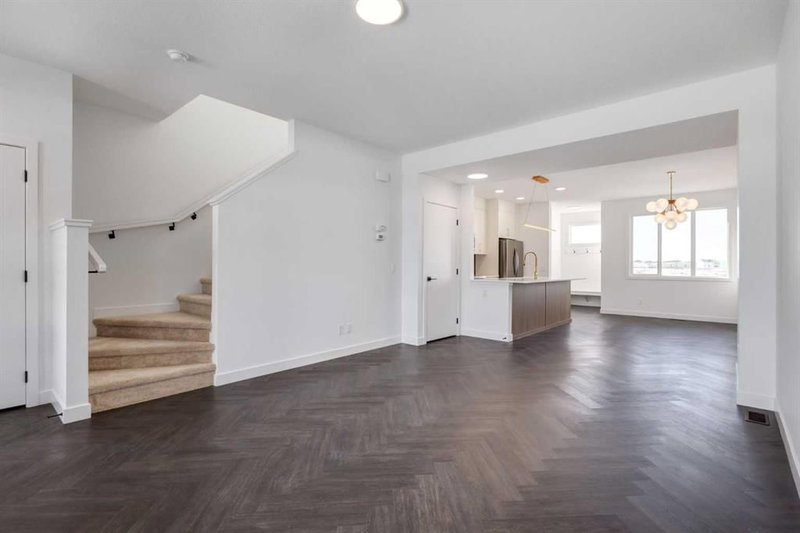 2421 Creeker Lane