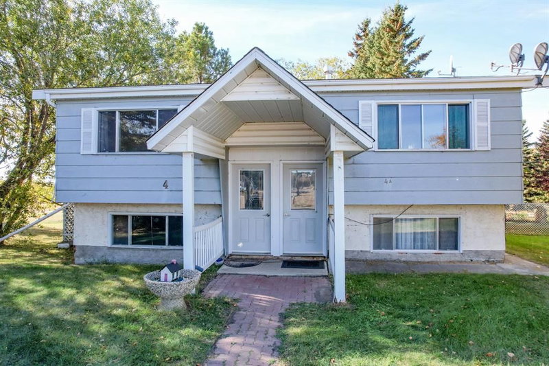 4 Sproule Place