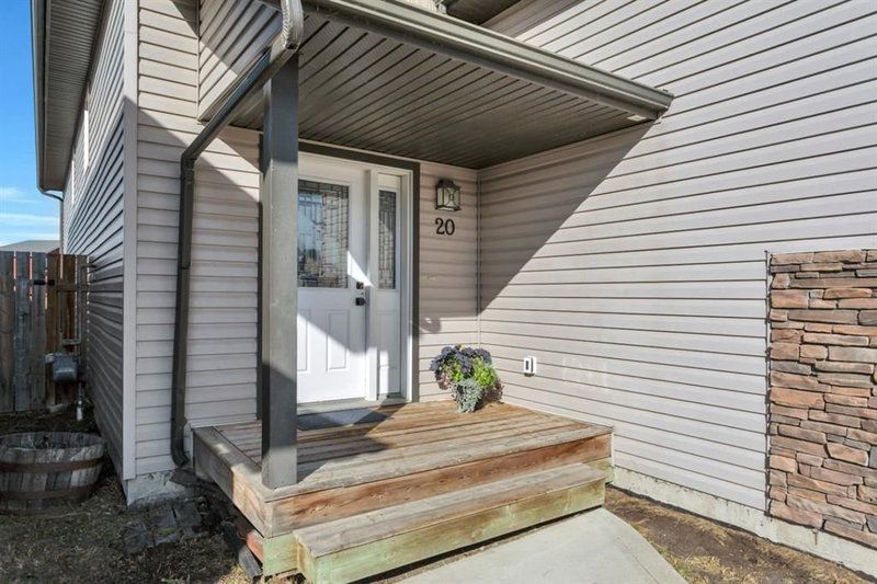 20 Hammond Close