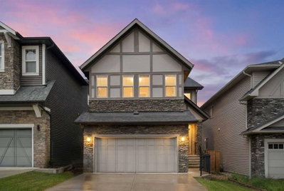232 Nolancrest Heights NW