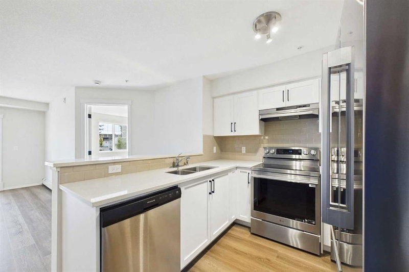 1203 - 115 Prestwick Villas SE