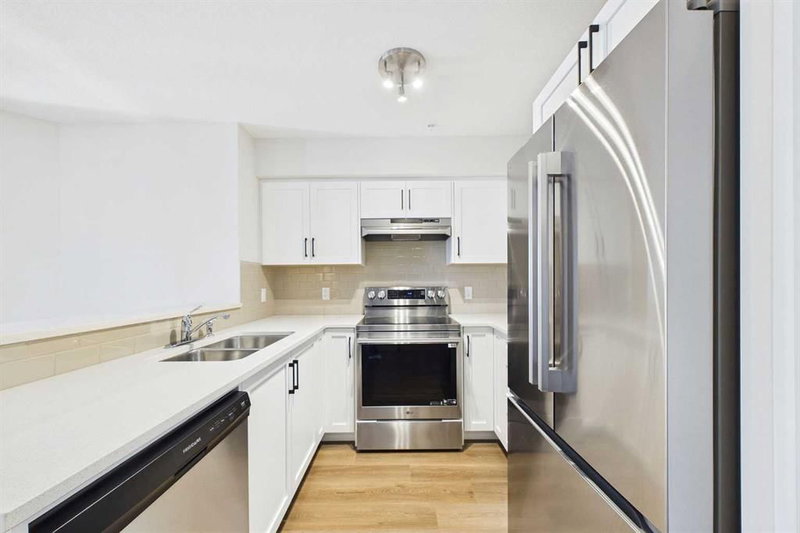 1203 - 115 Prestwick Villas SE