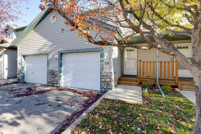 25 - 156 Canoe Drive SW