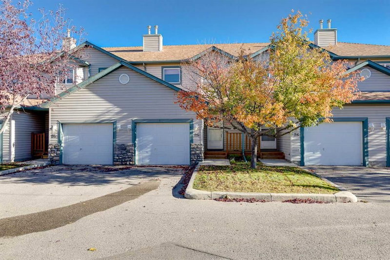 25 - 156 Canoe Drive SW