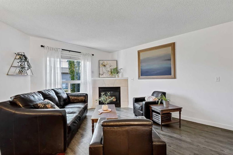 25 - 156 Canoe Drive SW