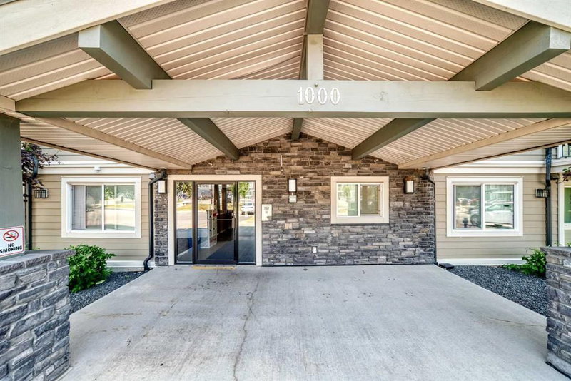 1406 - 181 Skyview Ranch Manor NE