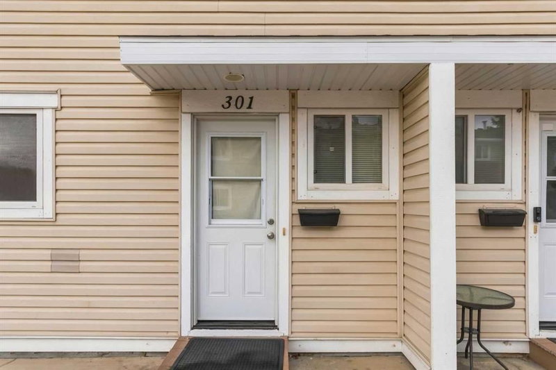 301 - 600 Signal Road