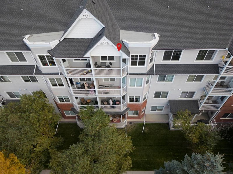 409 - 8 Prestwick Pond Terrace SE