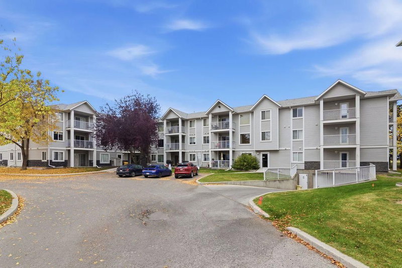 112 - 1112 Valleyview Park SE