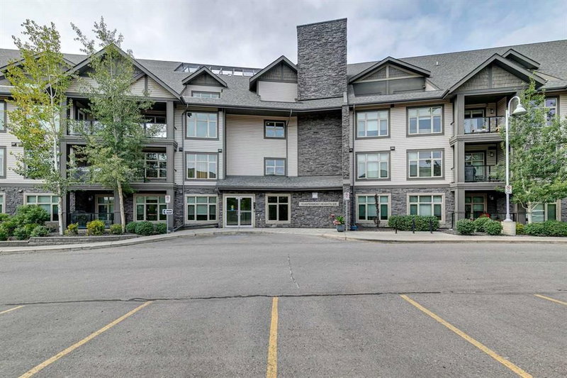225 - 15 Aspenmont Heights SW