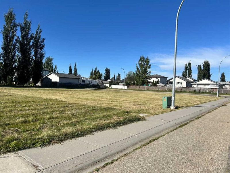 24 Monterey Estates