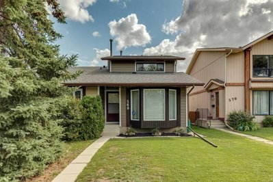 568 Strathcona Drive SW