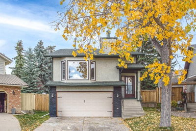 28 Hawkcliff Place NW
