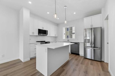 26 Creekside Avenue SW