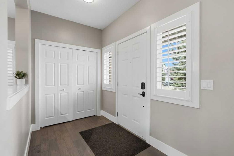 98 Evergreen Common SW