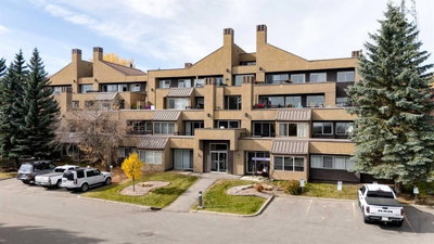 3 - 125 Village Heights SW