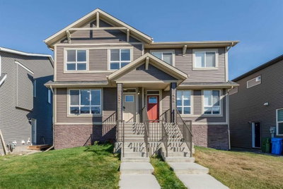 452 Tekarra Drive NW