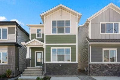 76 Buffaloberry Manor SE