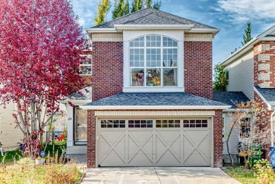 25 Discovery Ridge Hill SW