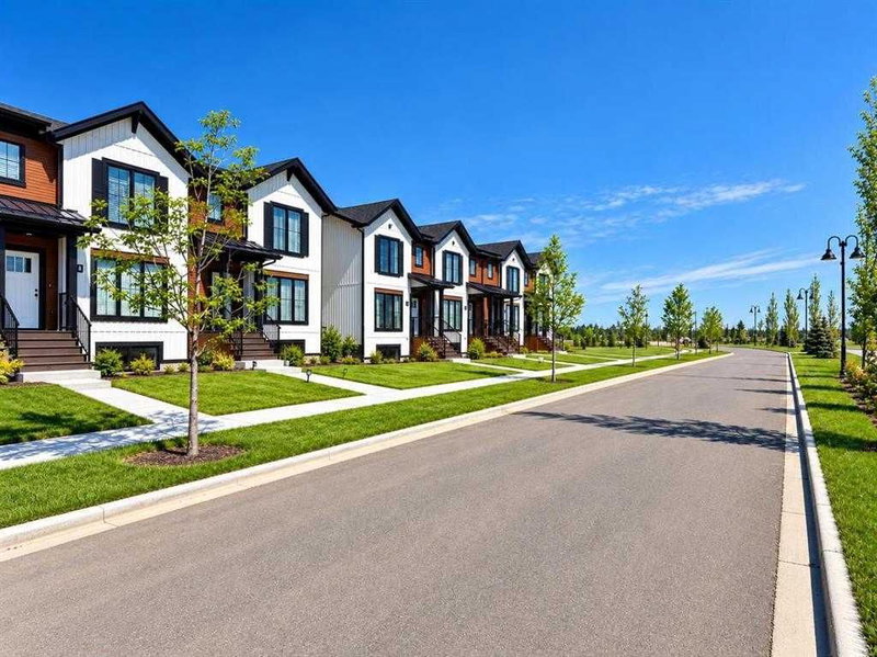 36 Station Drive