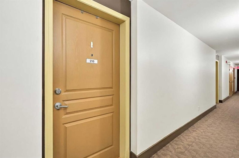 216 - 5115 Richard Road SW