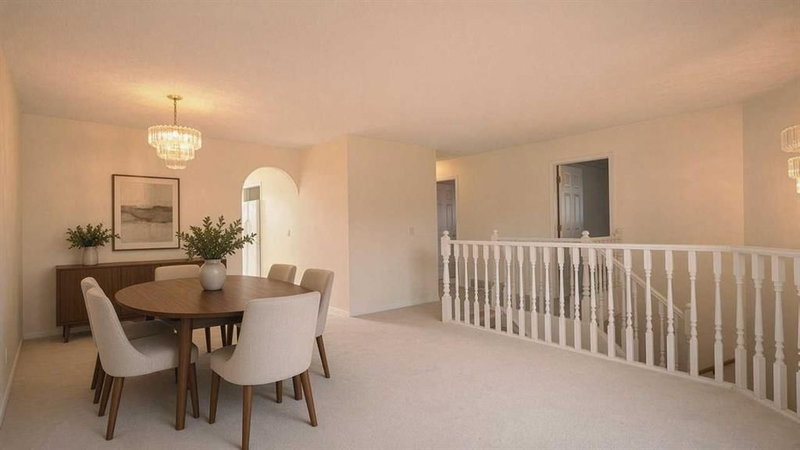 119 Hawkmount Close NW, Hawkwood — interior photo