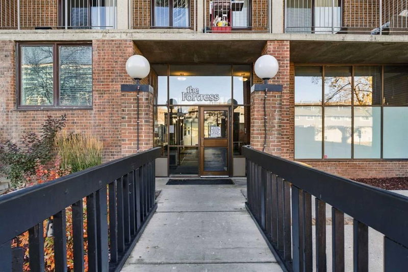 1104 - 4944 Dalton Drive NW