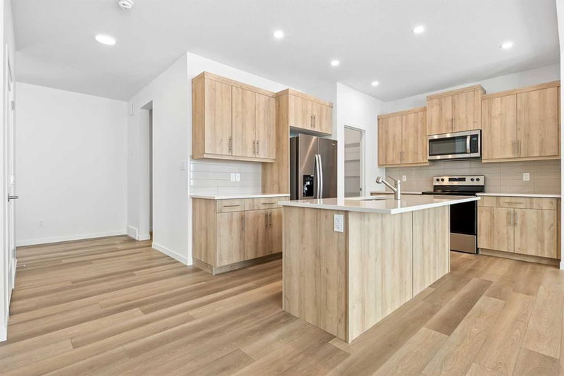 398 Ellen Park