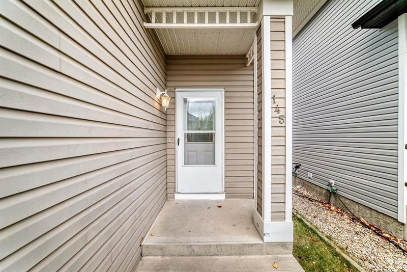145 Martinvalley Crescent NE