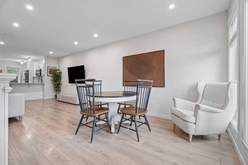 110 - 338 Seton Circle SE