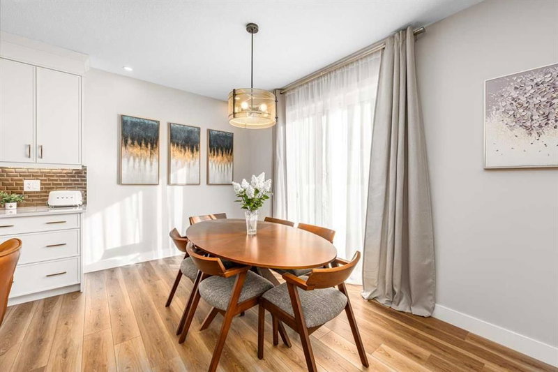 20 Carringham Heights NW