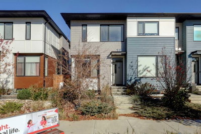 18 Homestead Boulevard NE