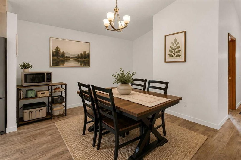 119 Edgepark Villas NW, Edgemont — interior photo