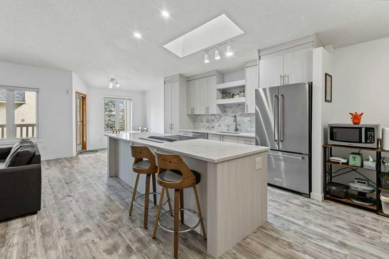 119 Edgepark Villas NW, Edgemont — interior photo 5