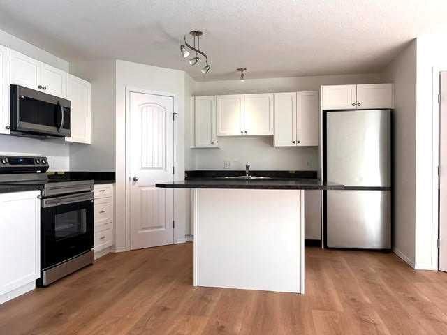 102 - 80 Panatella Landing NW