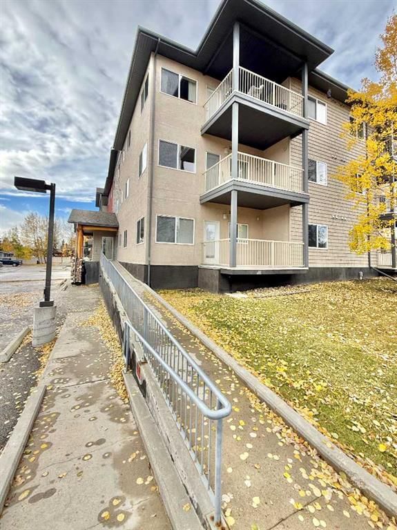 202 - 109 Seabolt Drive