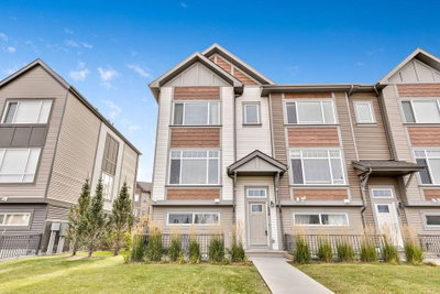 139 Copperstone Park SE