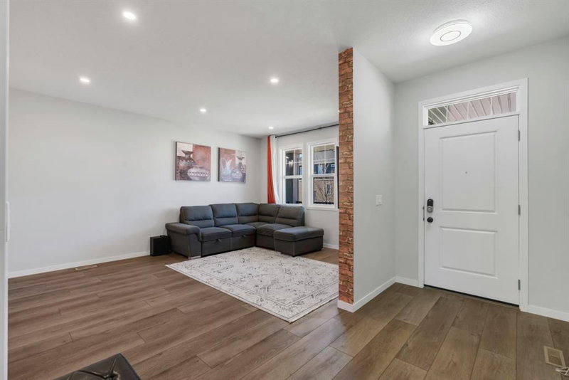 130 Dawson Harbour Rise