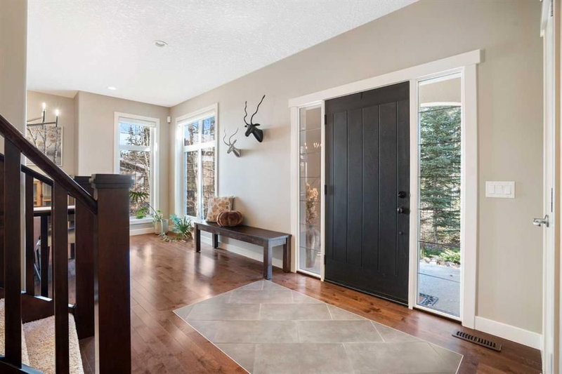 506 Hawk's Nest Lane