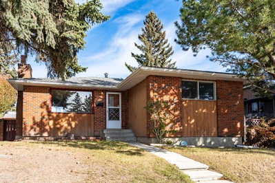 20 Blackthorn Place NE