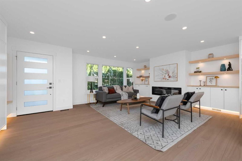 311 parkglen Crescent SE